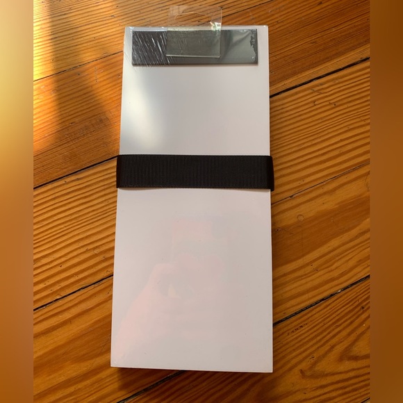 New! ‘It’s All About Me’Magnetic Note Pad bundle
3 for $15 with 💕 - Picture 2 of 7